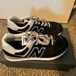 Women’s New Balance 574 Core